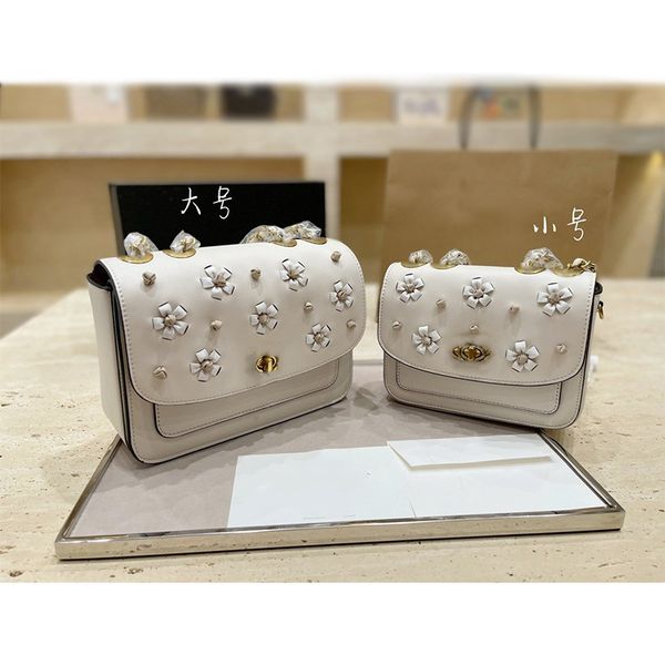 

outlet factory a simple leather series of camellias, knotted tea roses and ladies' luxuryss designerss bag yw