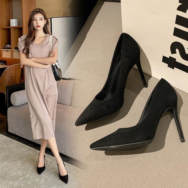 Sapatos de vestido Mulheres Stiletto Salto apontado dedo do pé de baixo corte de moda Negócios camurça preto alto saltos altos