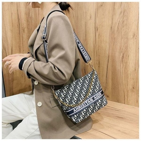 

70% off deals online bag women 2022 new fashion korean women's messenger single shoulder bag small square armpit wiwa