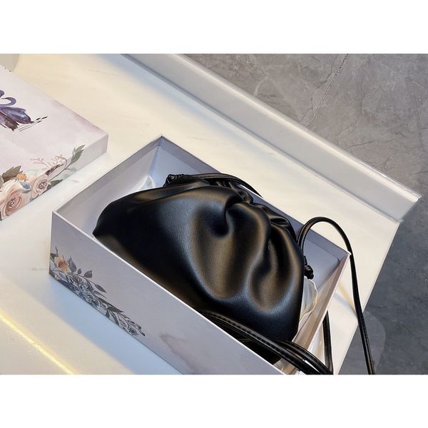 

fashion 2021 women cloud shoulder bag soft leather day clutch dumpling clip purse bags luxury designers cross body totes handbag