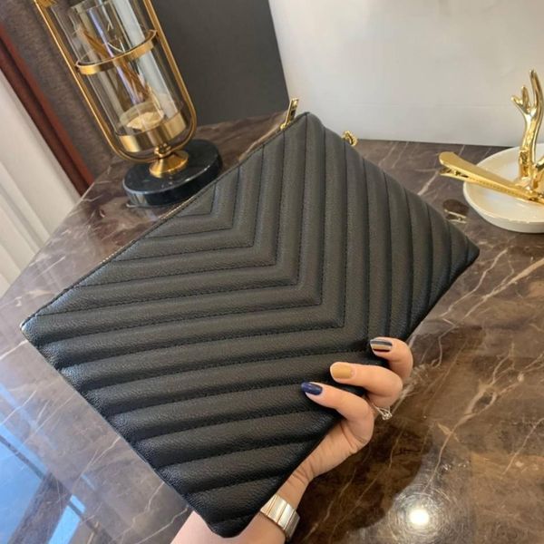 

2021 big-name hand holding envelope bag for men and women general high-end striped design simple wallet fashion all-match gift choice 20