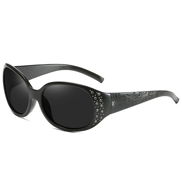 

retro polarized women sunglasses lady elegant rhinestone sunglasses travel sun glasses female driving eyewear, White;black