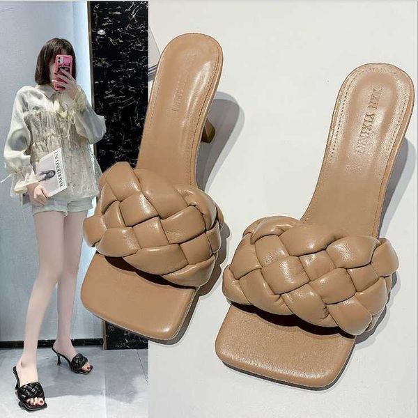 

summer woven slippers women's mahogany flip flop square head thin heel slipper girl size 35-39, Black