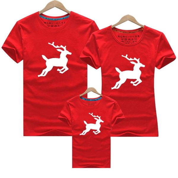 Look Deer Mommy and Me Abbigliamento Natale Abbinamento Famiglia Set di abbigliamento Madre Figlia Padre Baby T-shirt 210417