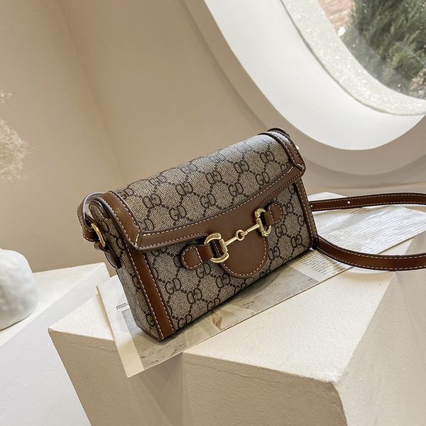

luxury handbags small female summer new trendy temperament this year's popular fashion letter messenger small square bag