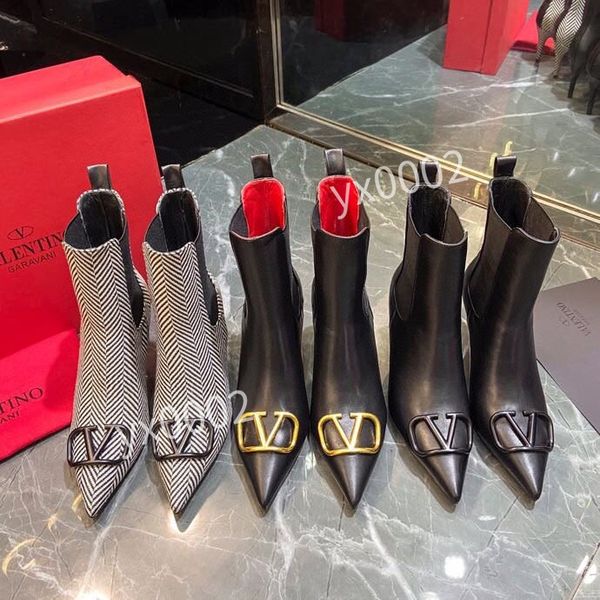 

2021 latest women's designer boots martin desert boo ts s flamingo love arrow medal 100% genuine leather thick winter shoes high heel s, Black