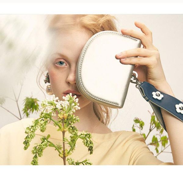 

women's summer concise fashion clutch handbag flower bracelet personality mini crossbody bag party daily evening bags