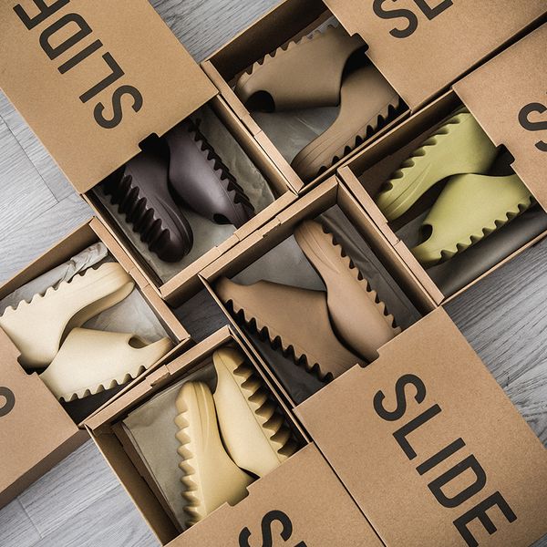 

fashion 2021 comfortable slides slippers kanye desert sand summer brown flat men women beach resin slide sandal mens slipper size 36-45, Black