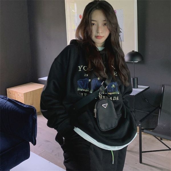 

autumn and winter 2020 new korean version plush loose embroidery cartoon three bears hooded sweater women's fashion, Black