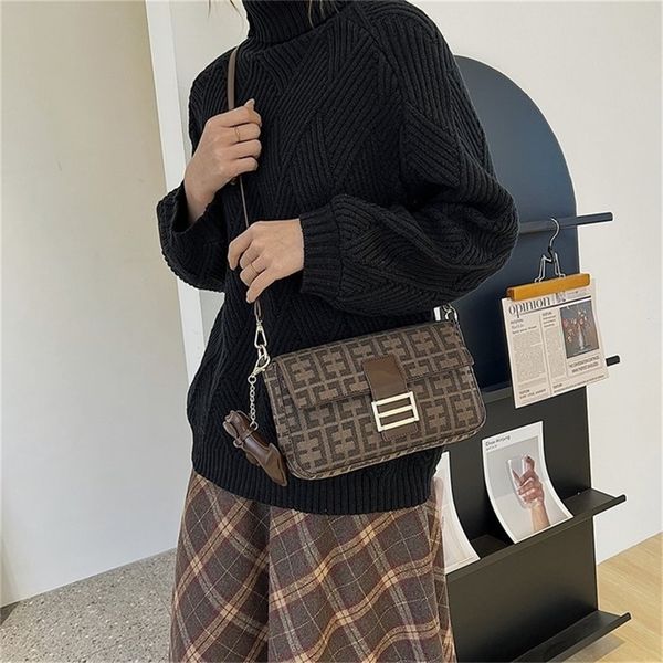 

70% off deals online 2022 new envelope bag printed letter single shoulder bag fashion messenger bag personalized simple v743