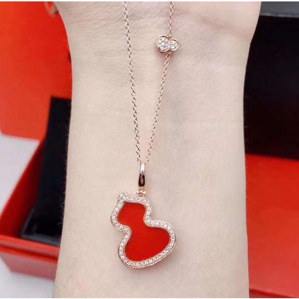 

kirin gourd necklace female 925 sterling silver plated 18k gold lock bone chain green red chalcedony pendant