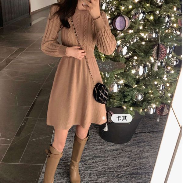 

female fashion love fairy gentle with winter knitted, White;black