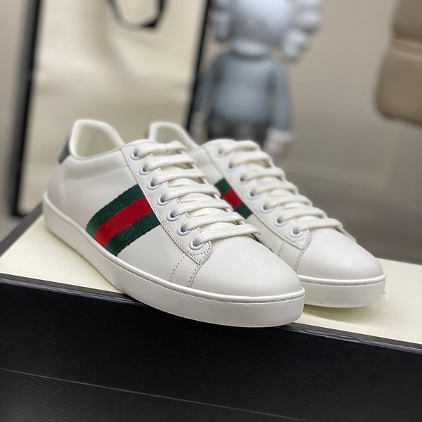 

2021 fashion trend popular man women leisure shoes luxury designer sneaker true leather 8 colors race runner couple shoes outdoors trainers, Black