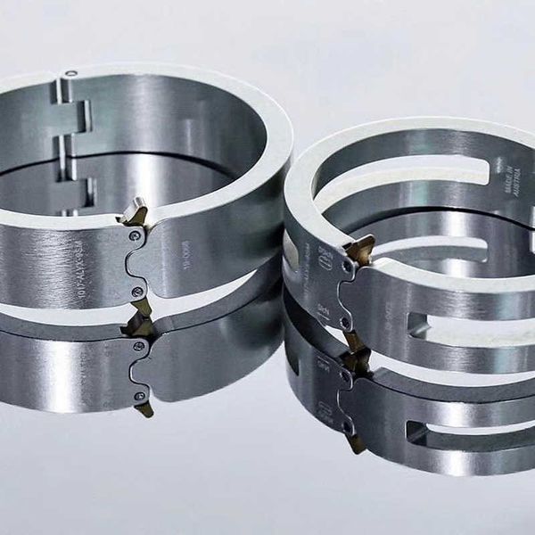 

2021 new alyx bracelet titanium alloy 1:1 austria laser mark men women alyx cuff bracelets 1017 alyx 9sm 19-0007 q0717, Black