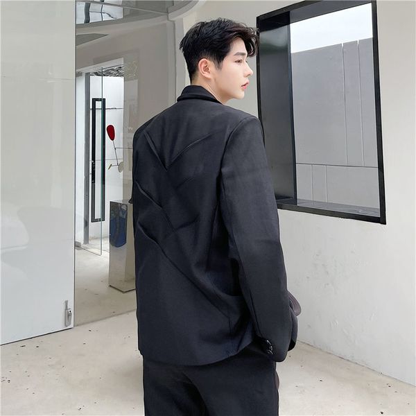 

2021 autumn new trend niche design men's white blazer chic three-dimensional cutting single breasted suit coat 9y9243, White;black