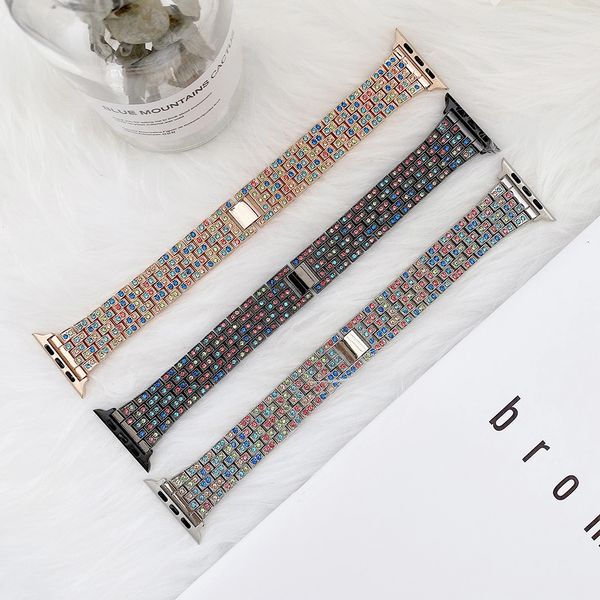 Apple Watch Strap Series 6/5/4/3/2/SE Ragazze/Donne Starry Diamond Fashion Band Bracciale in metallo per iWatch 40/44mm 38/42mm Belt