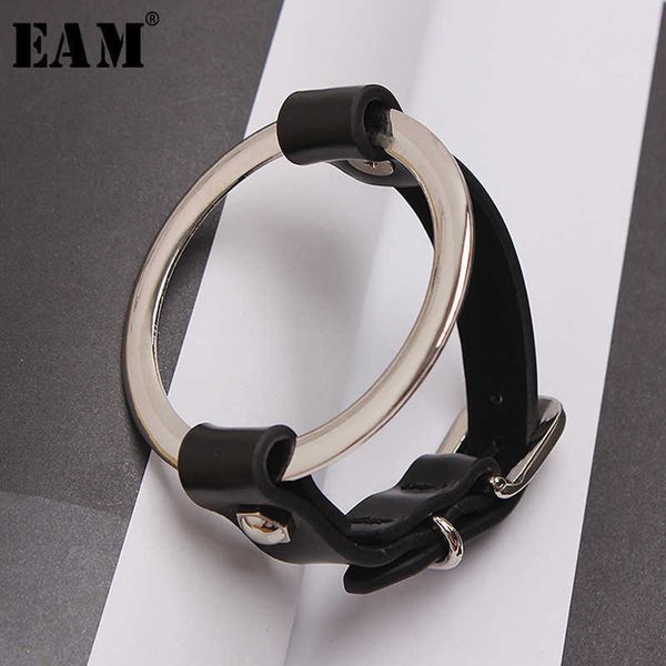 

[eam] 2021 new spring summer temperament metal pu leather split joint cool buckle women bracelet fashion tide all-match ju246 q0720, Black