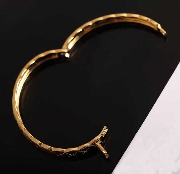 

v gold material charm bracelet with diamond and no in two colors plated for women wedding jewelry rhombus design gift have stamp box ps4786, Golden;silver