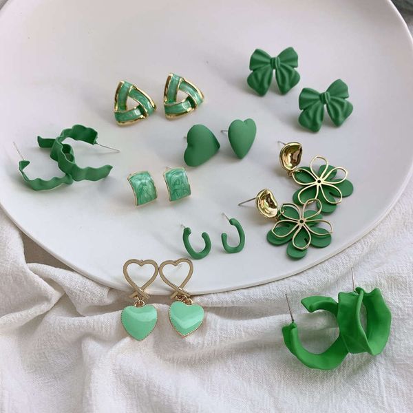 

cool feeling green earrings female collection simple temperament