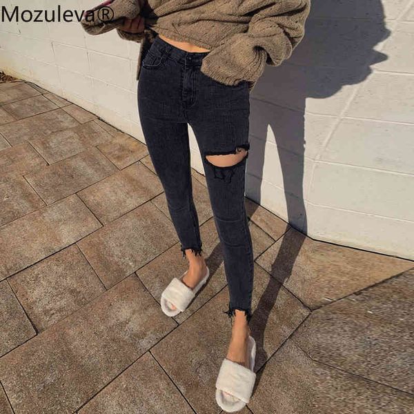 

spring / summer irregular side hole burrs leg feet wet person pencil jeans ankle-length pants for women 210427, Blue