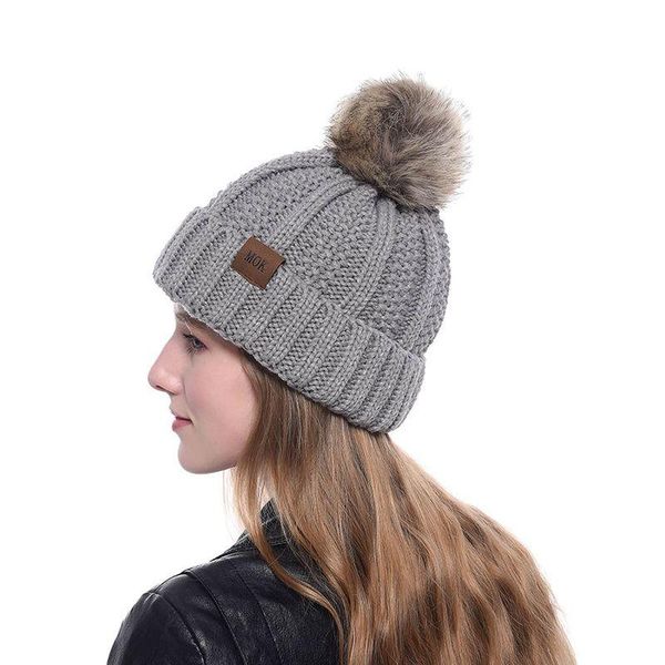 

beanies autumn and winter women knitted hat raccoon fur ball cap men casual outdoor skiing keep warm hedging gorros