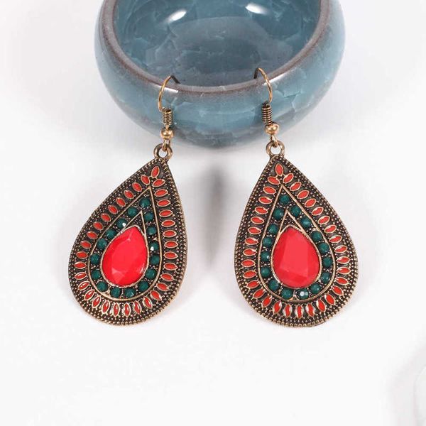 

earring women's leaf shaped earrings, Golden