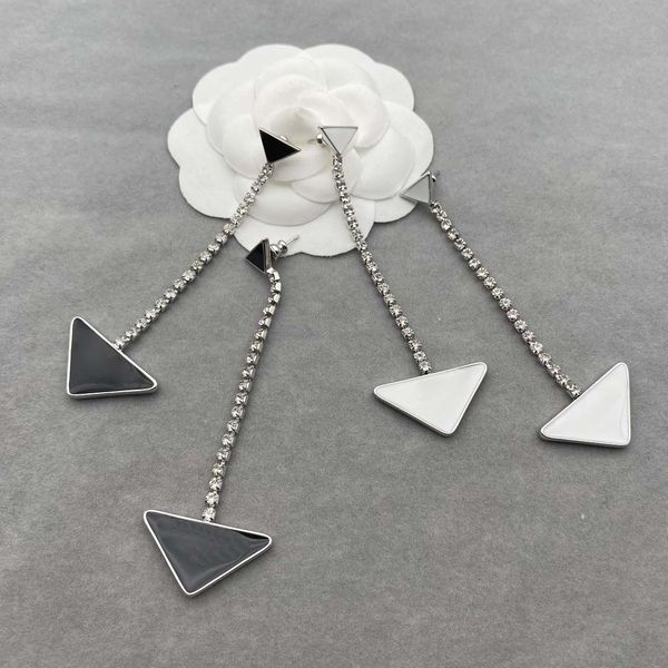 

womens earrings girls lady earring jewelry triangle letters pattern with chain wedding charm dangle chandelier party engagement 2 styles, Silver
