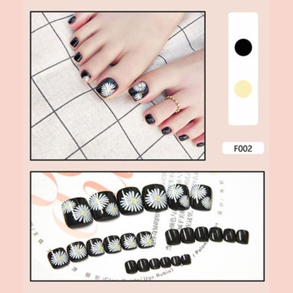 

false nails 24pcs wear short paragraph fashion manicure patch toenails save time wearable toenail, Red;gold