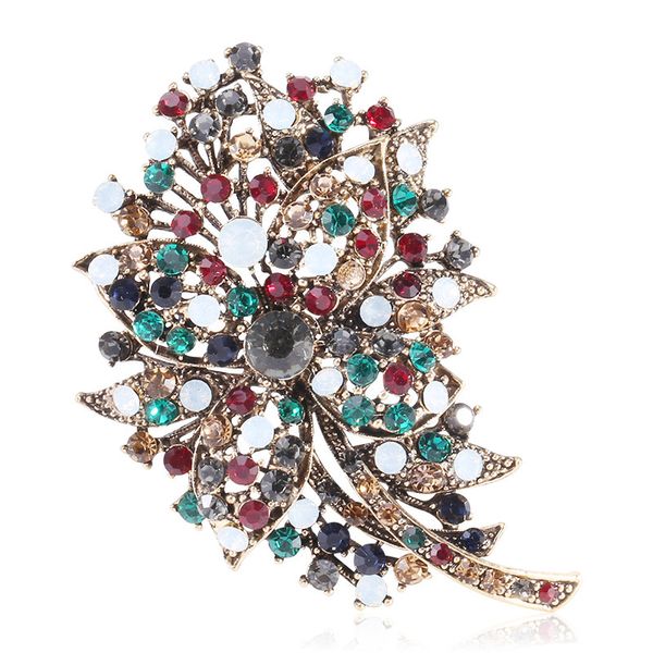 

factory fashion palace alloy electroplating color diamond brooch personalized clothing accessories pin christmas