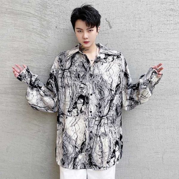 

men's casual shirts long-sleeve shirt spring and autumn korean edition retro ink graffiti design mature leisure large size, White;black