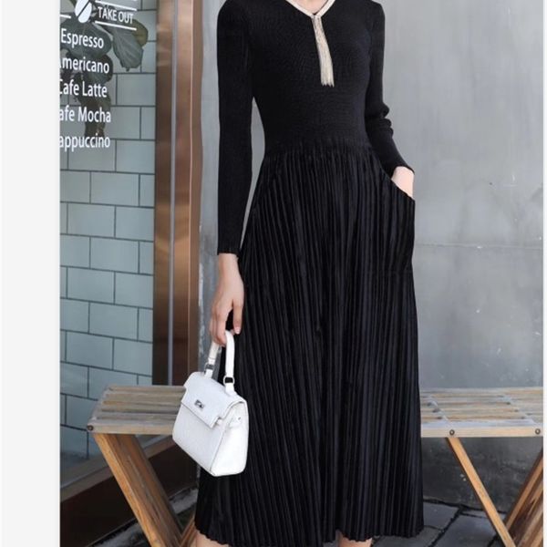 

dress miyake fold of solid wrist sleeve v-neck gold samt pleated, Black;gray