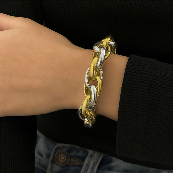 

european single hollow out o word chains irregular winding metal bracelets women geometric punk business party gift hand jewelry accessories, Black