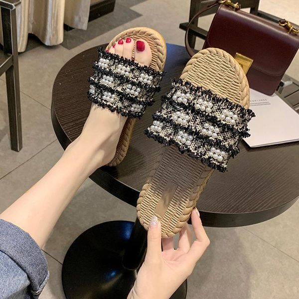 

slippers pearl sandals and women wear 2021 fashion wild cute flat shoes, Black