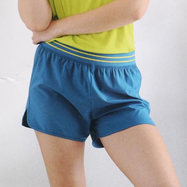 Curtos vendas de shorts ginásticos de treino feminino Yoga com bolsos de telefone celular Tamanho do euro