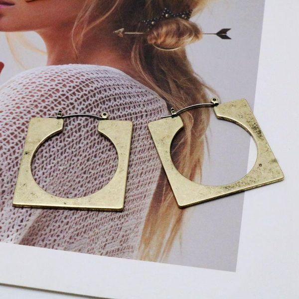 

stud geometric alloy fashion earring, Golden;silver