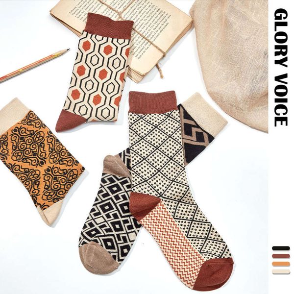

geometric diamond color contrast socks in autumn and winter, Black;white