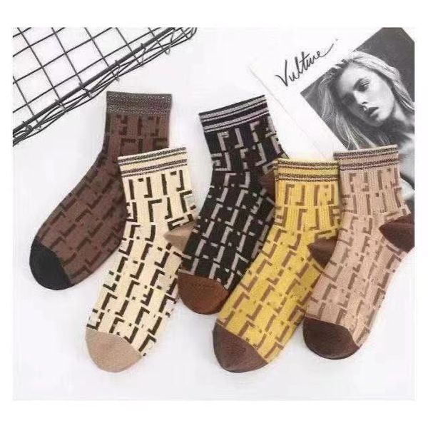 

high-quality designer luxury knitted women's socks, winter fashion, warm and comfortable, 5 pairs of gift box packaging, Black;white