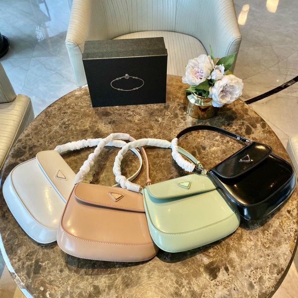 

women 2021 handbags luxurys purses designers triangle underarm bags small hobos lady single shoulder bag retro saddles multiple colors high