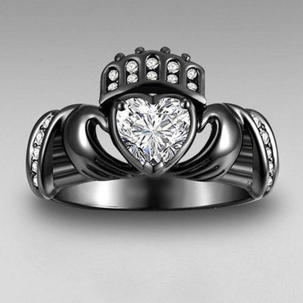 

cluster rings casual fashion ireland love symbol black claddagh crown heart in hands zircon for couple, Golden;silver
