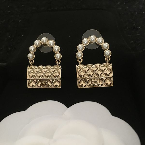 

charm temperament fashion lingge bag pearl earrings french 21 c family women's small style, Golden