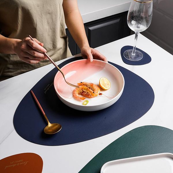 

mats & pads simple heat insulation pad irregular solid mat shape pu waterproof and oil proof meal red blue