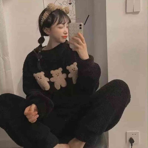 

pajamas winter flannel long sleeved womens sleepwears velvet coral nightieladies home service 2 piece, Black;red