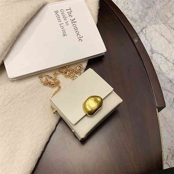 

lipstick mini 2021 new fashion personality small square versatile chain messenger cigarette case bag