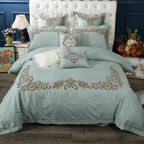 

3 colors gold embroidered luxury wedding bedding 4/6pcs king  size royal bed sheet set duvet cover pillow shams