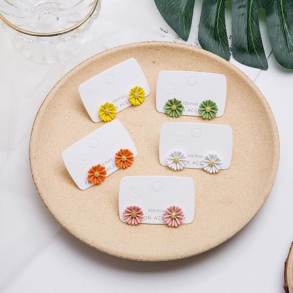 

doreenbeads romantic daisy flower series for women jewelry earrings colorful painting ear post stud gift 18mm dia., Golden;silver