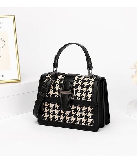 

bags women new trendy fashion small square bag classy foreign style single shoulder messenger bag net red handbag