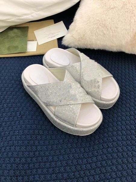 

basketball shoes diamond black, white beach slippers, home matching 35-44