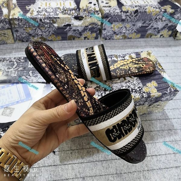 

flat slippers sneaker beach luxe design leather ladies sandals summer woman cartoon big head slipper rainbow letters flip flop large size, Black;red