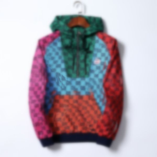 

2021 brand designer mens jacket spring and autumn windrunner designer fashion t-shirt hooded sports windbreaker casual zipper jackets clothi, Black;brown