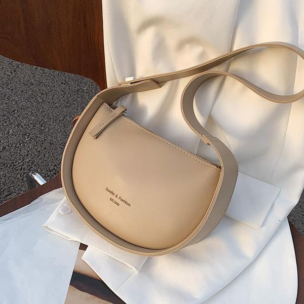 

niche design french messenger bag high-end 2021 fashion shoulder saddle underarm dual-use width: 23cm bags
